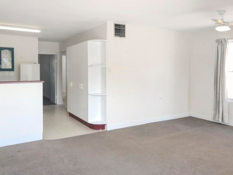 4/124 Victoria Parade, Rockhampton City QLD 4700